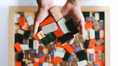 How innovation, flexibility and convenience has helped Analogue Apotik compete with traditional ethanol and water-based products. [Analogue Apotik]